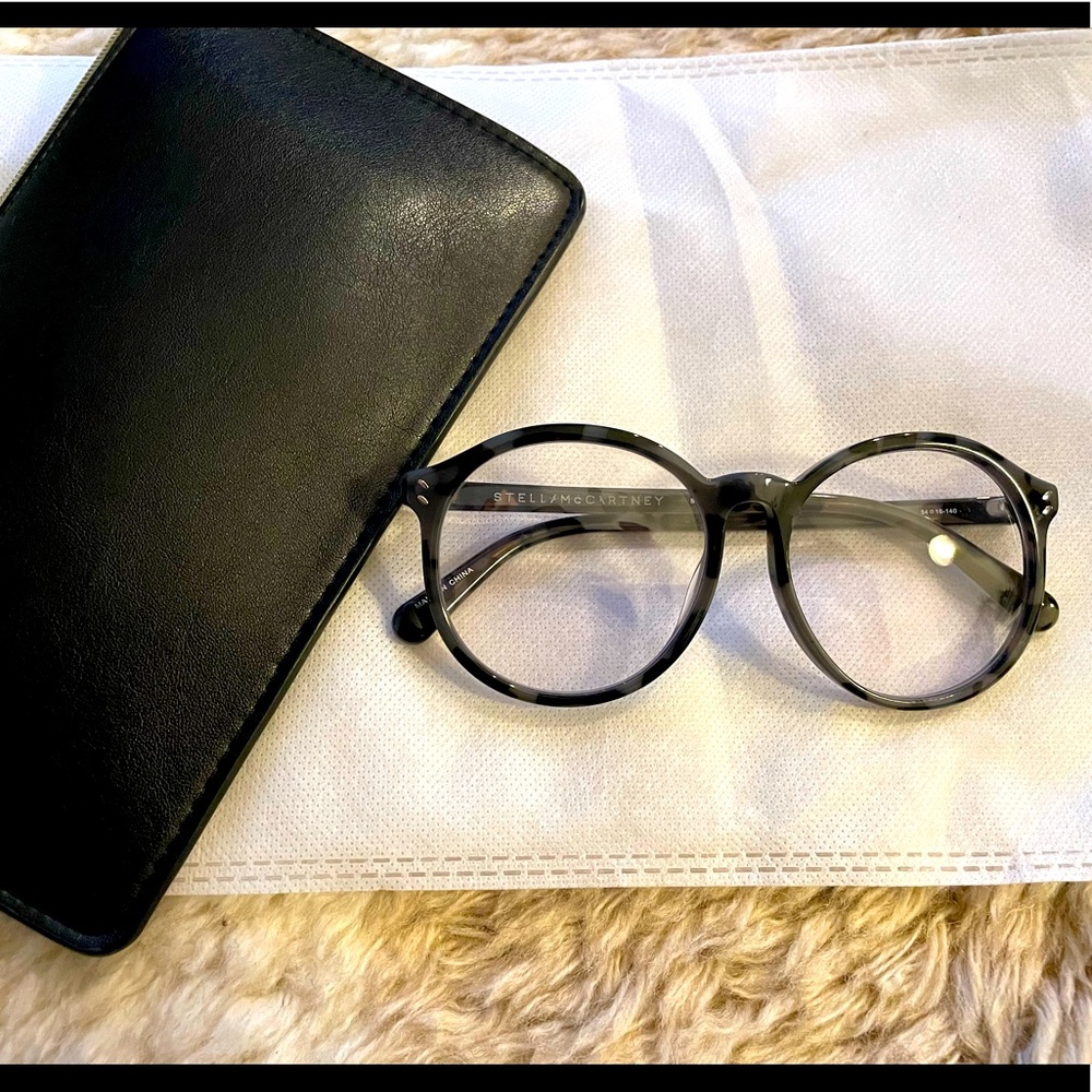Stella McCartney Blue Light Glasses.